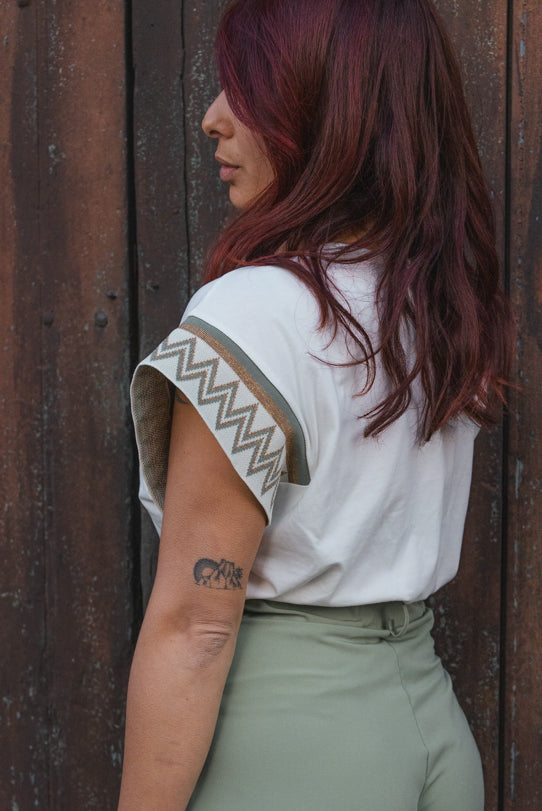 T-Shirt Femme Blanc à Motifs - Vitabohem