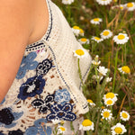 Top Femme Bleu Marine en Crochet Fleuri - Vitabohem